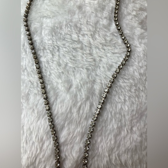 Vintage Prong Set Black & Clear Rhinestones Necklace - Picture 5 of 9